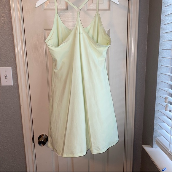 RARE EUC Outdoor Voices "The Exercise Dress" in Pistachio, Size Medium - Picture 4 of 4